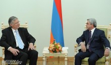 Сержу Саргсяну вручил свои Верительные грамоты новоназначенный посол Венгрии в Армении Шандор Сабой