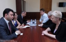 Э.Шармазанов принял делегацию организации “Европейские друзья Армении”