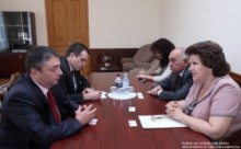 Чрезвычайный и Полномочный Посол Грузии в РА Т.Шарманашвили – в НС