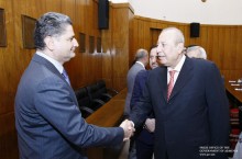 Тигран Саркисян и Вице-премьер-министр Ирака обсудили вопросы, касающиеся развития двусторонних отношений