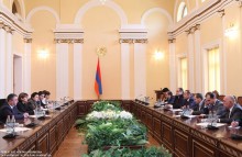 Председатель НС О.Абраамян принял министра иностранных дел Грузии М.Панджикидзе