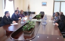 Yerevan Mayor had a meeting with the Ambassador Extraordinary and Plenipotentiary of the Republic of India to the RA
