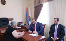 The weekly reception of residents in Arabkir and Ajapnyak districts were conducted by Mayor Taron Margaryan