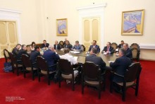 Тигран Саркисян и Варужан Восканян обсудили перспективы углубления экономических связей между Арменией и Румынией