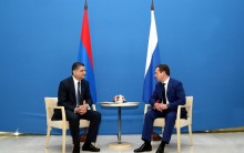 Состоялся телефонный разговор Тиграна Саркисяна с Дмитрием Медведевым