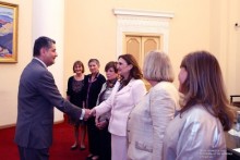 Премьер-министр принял участников состоявшегося в Армении Второго международного съезда медсестер