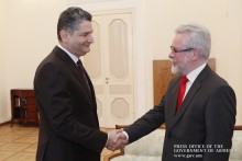 Prime Minister Meets Outgoing Czech Ambassador