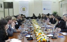 A working discussion with the participation of the persons in charge of the municipalities of Yerevan and Marseille