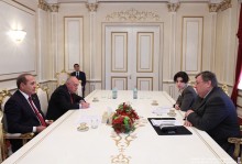 NA President Hovik Abrahamyan Receives the Head of the OSCE Office in Yerevan