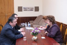 ԱԺ փոխնախագահ Հերմինե Նաղդալյանը հանդիպեց Վրաստանի արտակարգ եւ լիազոր դեսպան Թենգիզ Շարմանաշվիլու հետ