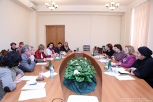 Աշխատանքային հանդիպում ԱՄՆ ՄԶԳ Հայաստան Առաքելության ղեկավարի եւ ՀՀ ԱԺ կին պատգամավորների միջեւ