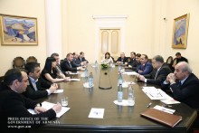 PM Discusses Funded Pension with National Assembly Faction Representatives 