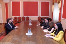 NA Vice President Receives the Head of the Armenian Evangelical Community