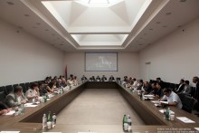 Discussions at the Armenian Genocide Museum-Institute