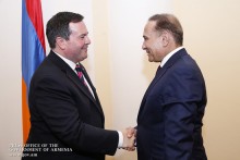 Prime Minister welcomes Minister of Labor and Social Development of Canada