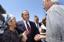 PM pays working visit to Aragatsotn, Armavir marzes
