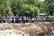 Mayor Taron Margaryan watched the process of construction of blocks of flats in Ajapnyak district