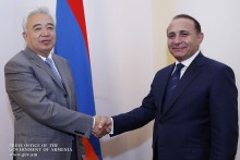 Hovik Abrahamyan Bids Farewell to Outgoing Chinese Ambassador