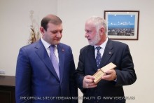 Taron Margaryan was awarded with the gold medal of the 40th anniversary of the Armenian Black Belts Association