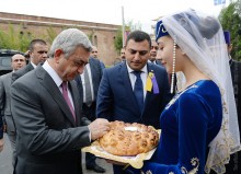 PRESIDENT TAKES PART IN EVENTS DEDICATED TO ECHMIADZIN’S DAY AND OPENING OF KHOREN AND SHUSHANIK EDUCATIONAL COMPLEX